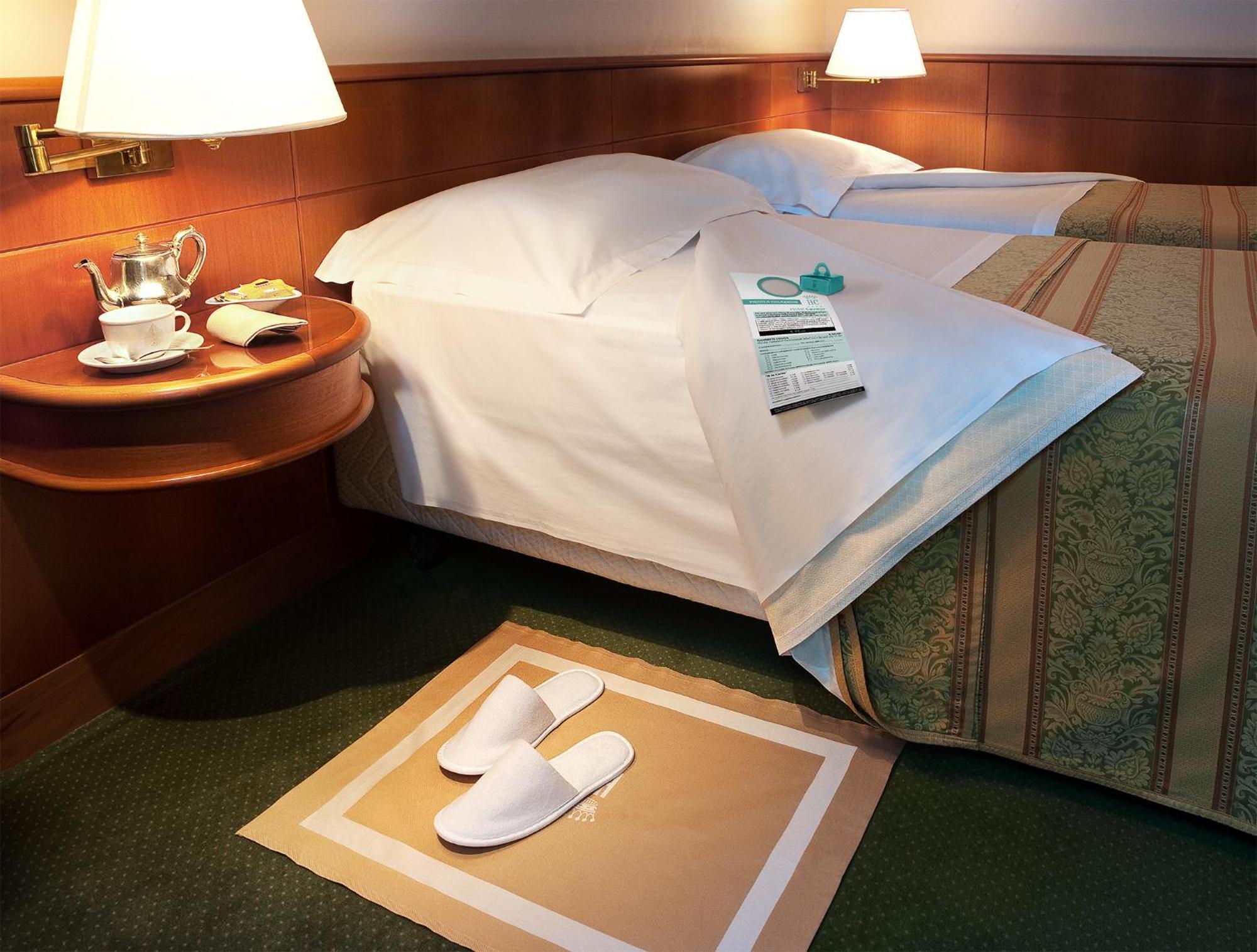 Hotel Cavour — Photos 1
