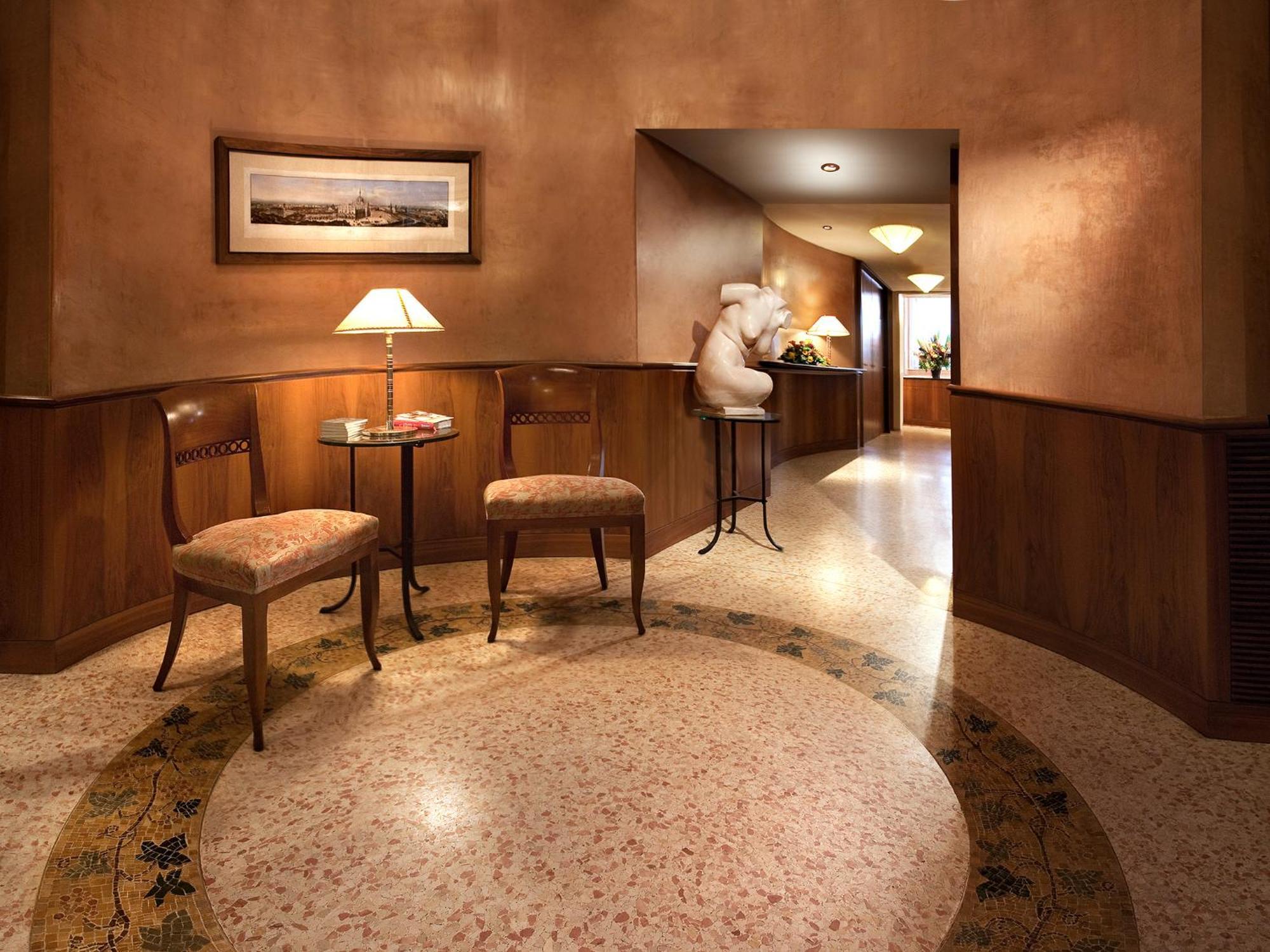 Hotel Cavour — Photos 2